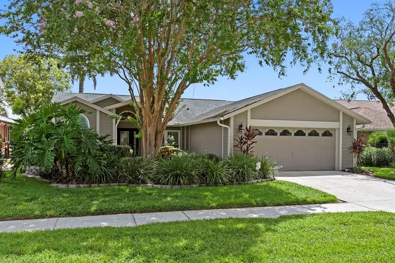 14607 Village Glen Cir, FL