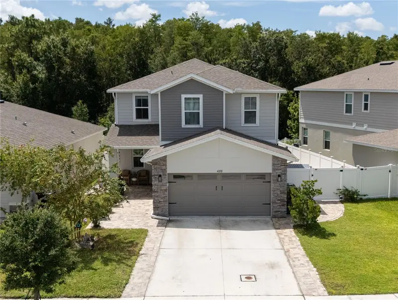 4210 Southern Vista Loop, FL
