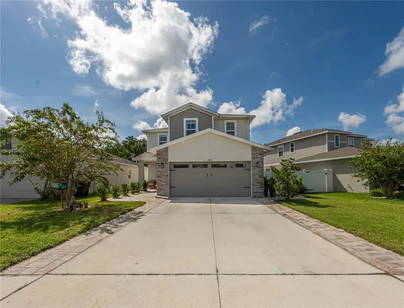 4210 Southern Vista Loop, FL