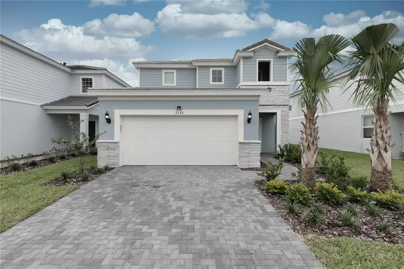 7376 Oakmoss Loop, FL