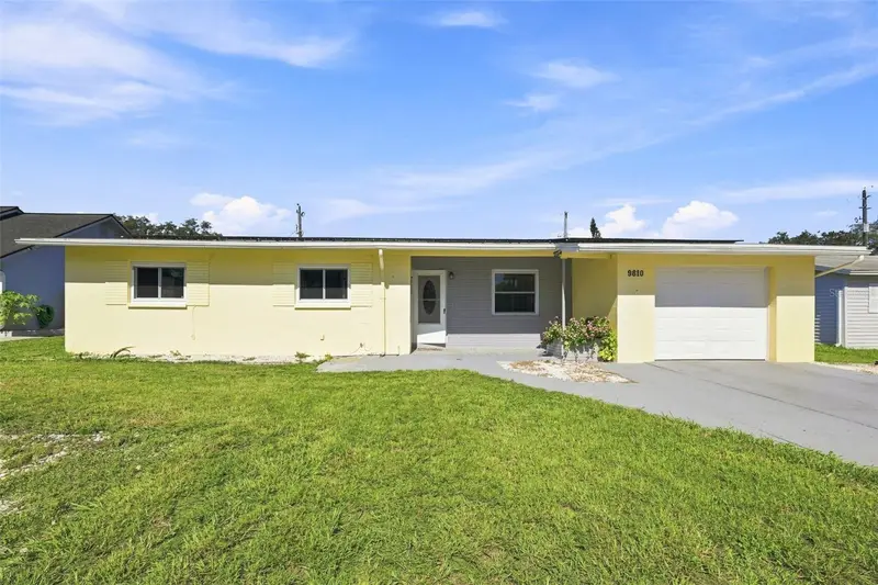 9810 N 54th St, FL