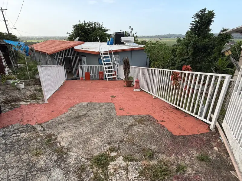 Carr. 10 Bo. Hato Viejo, PR