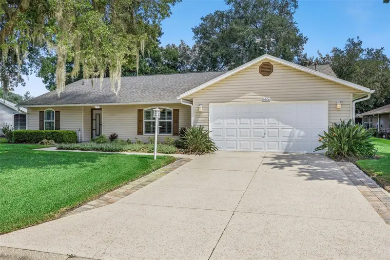 5606 Rosewall Cir, FL