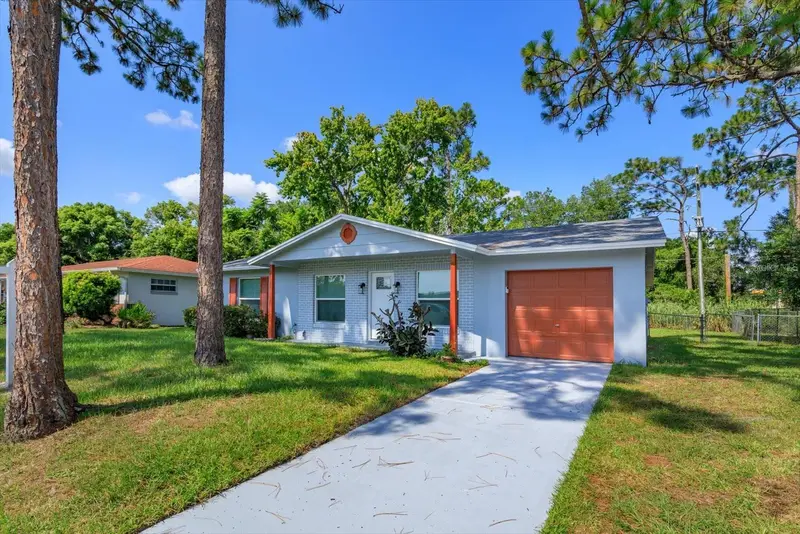 724 Brevard Ct, FL