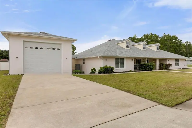 639 Marion Oaks Trl, FL