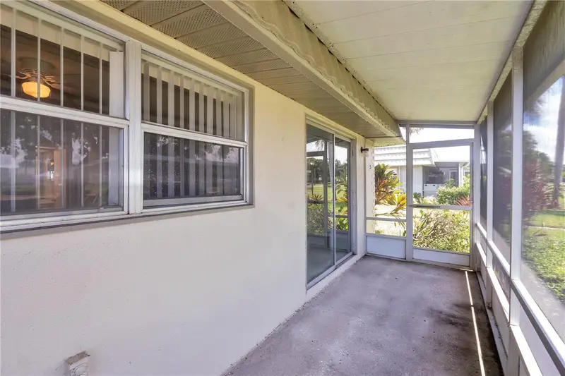 201 Kings Blvd #5, FL