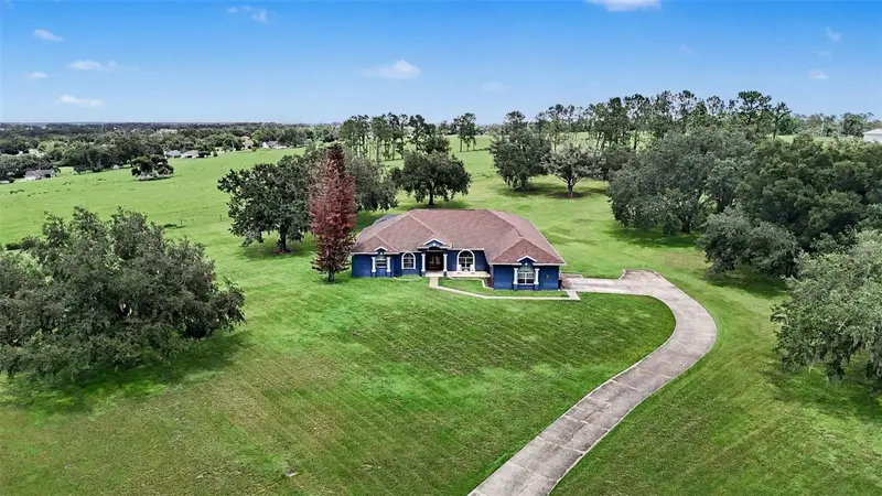 37616 Sky Ridge Cir, FL