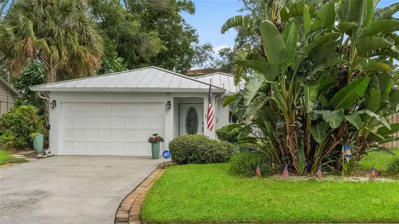 105 Adalia Ave, FL