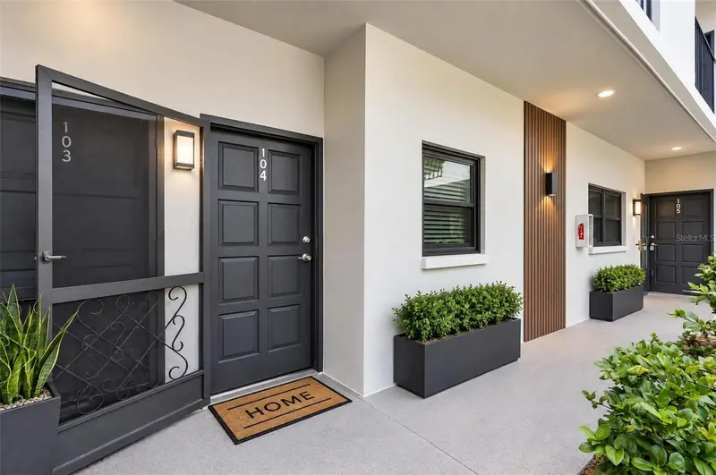 2650 Countryside Blvd #B104, FL