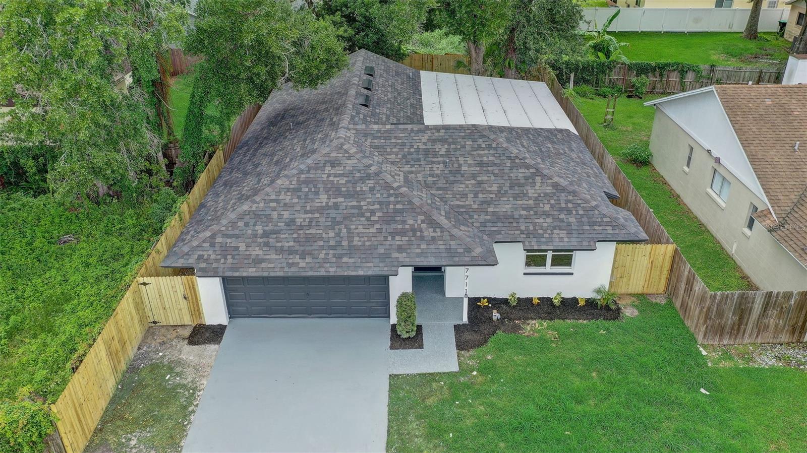 7711 Lakeside Woods Dr, FL