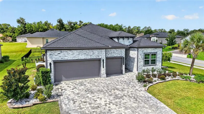 1210 Se 42nd Road, FL
