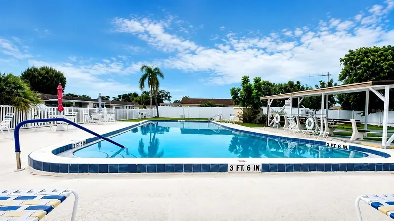 617 Park Cir #26, FL