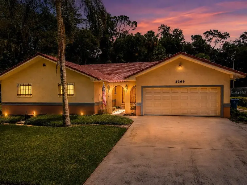 2269 Country Club Dr, FL