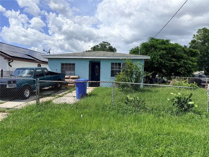 3915 W Broad St, FL
