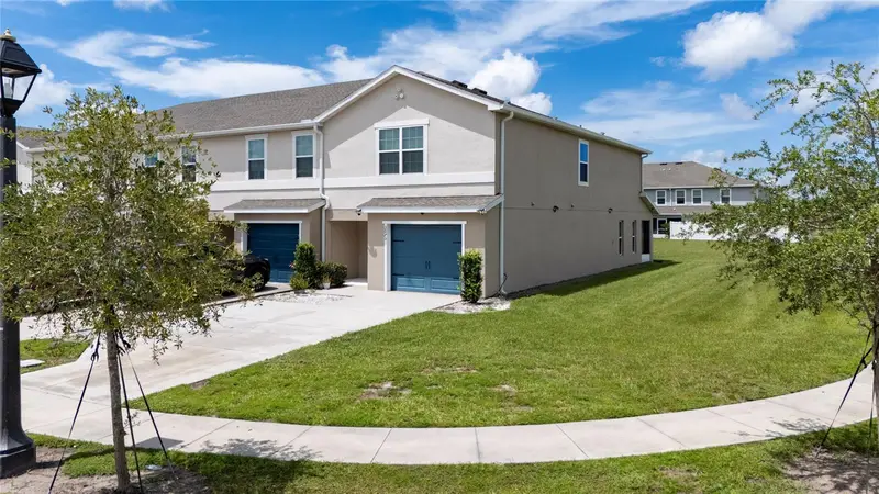 3075 Fieldwood Cir, FL