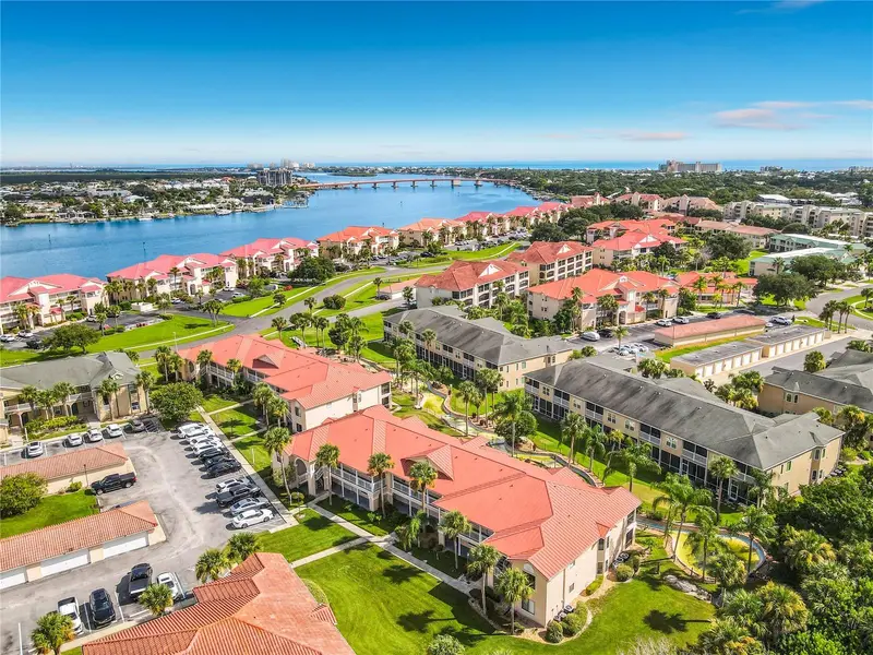 404 Bouchelle Dr #203, FL