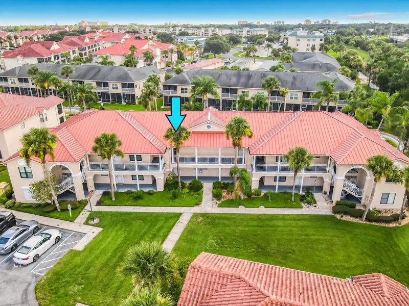 404 Bouchelle Dr #203, FL