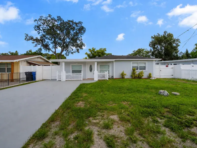 7413 N Arrawana Ave, FL