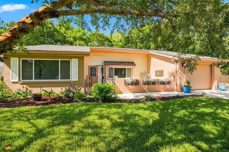 8700 Powderhorn Row, FL