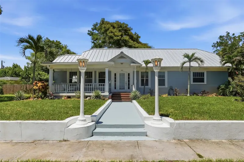 4227 2nd Ave N, FL
