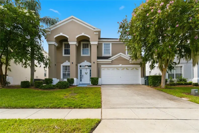 8006 King Palm Cir, FL