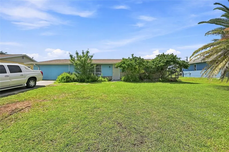 457 Garfield Ave Nw, FL