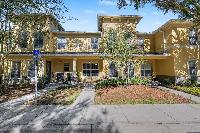 240 Castlekeeper Pl, FL