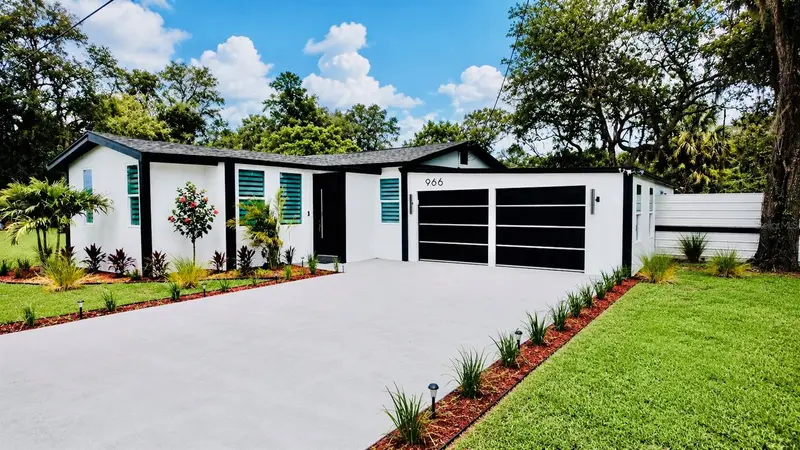 966 Clover St, FL
