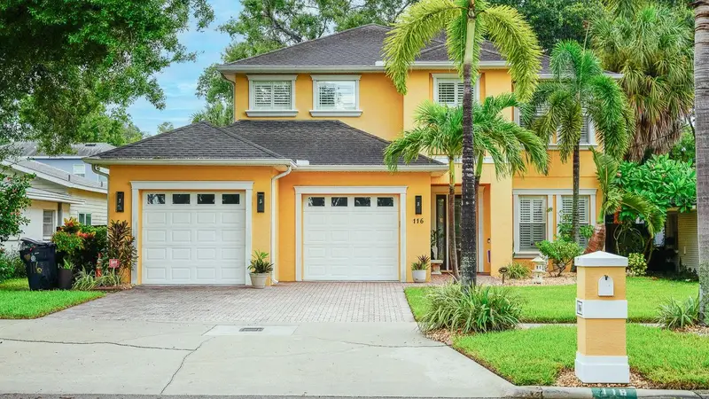 116 S Hesperides St, FL