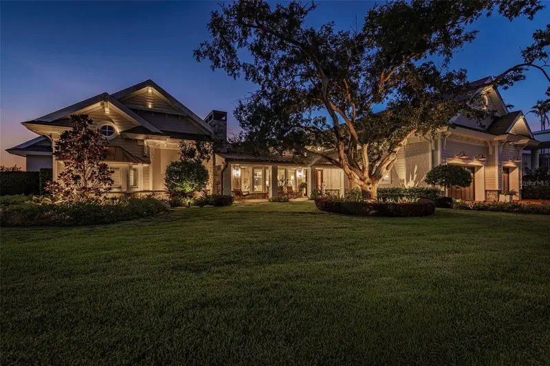 1744 Santa Barbara Dr, FL