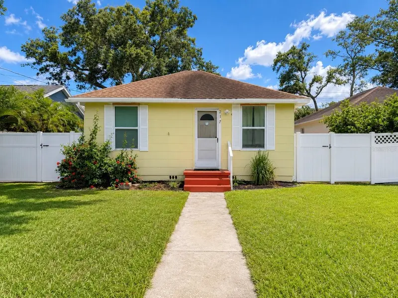 217 50th Ter N, FL