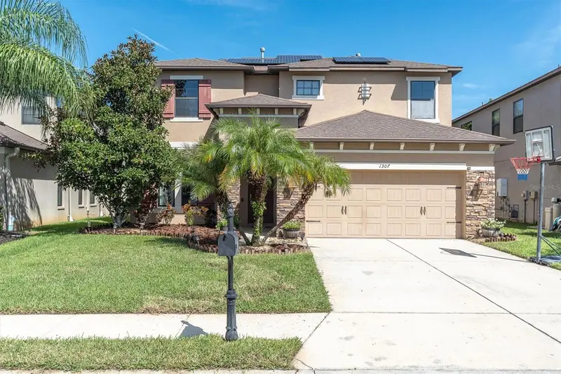 1307 Ketzal Dr, FL