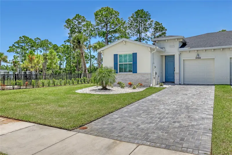 2066 Cerulean Dr Nw, FL