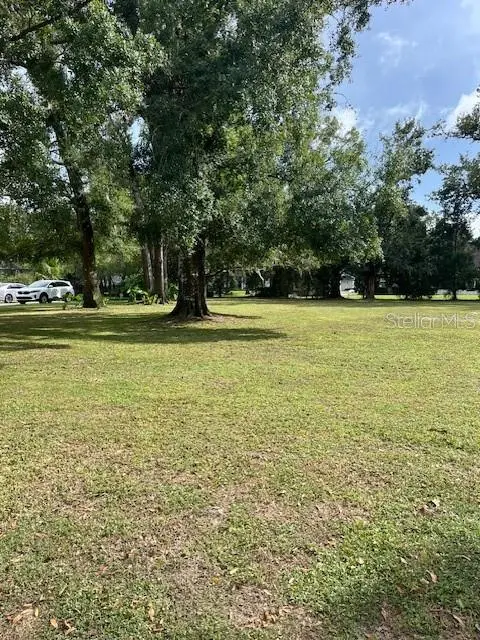1034 Briarwood Dr, FL