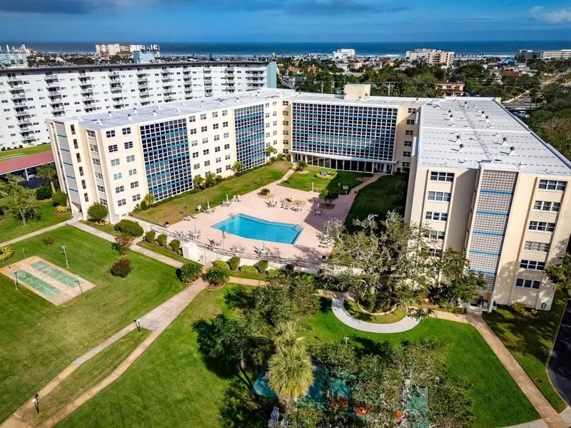 1224 S Peninsula Dr #621, FL