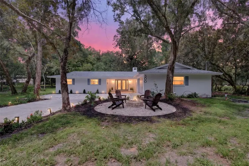 300 Scott Rd, FL