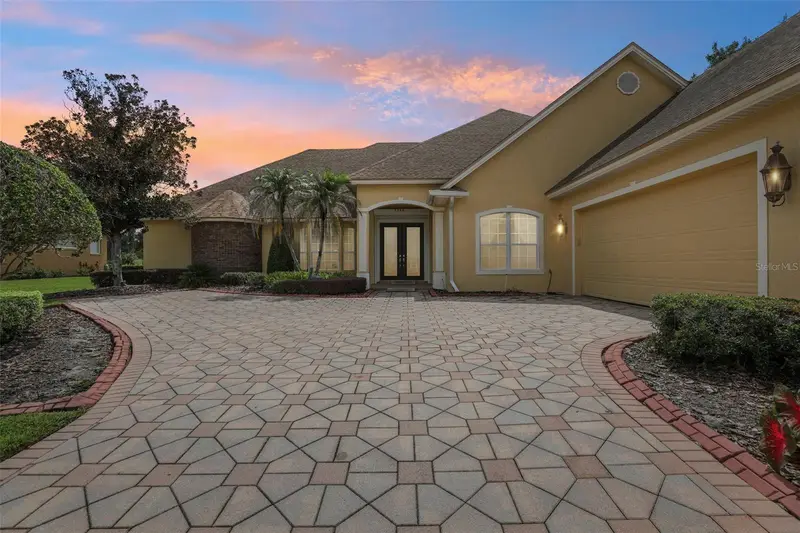 7360 Reflections Lake Dr, FL