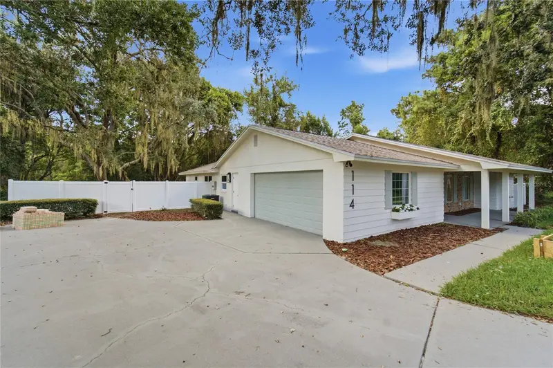 114 Wayland Cir, FL