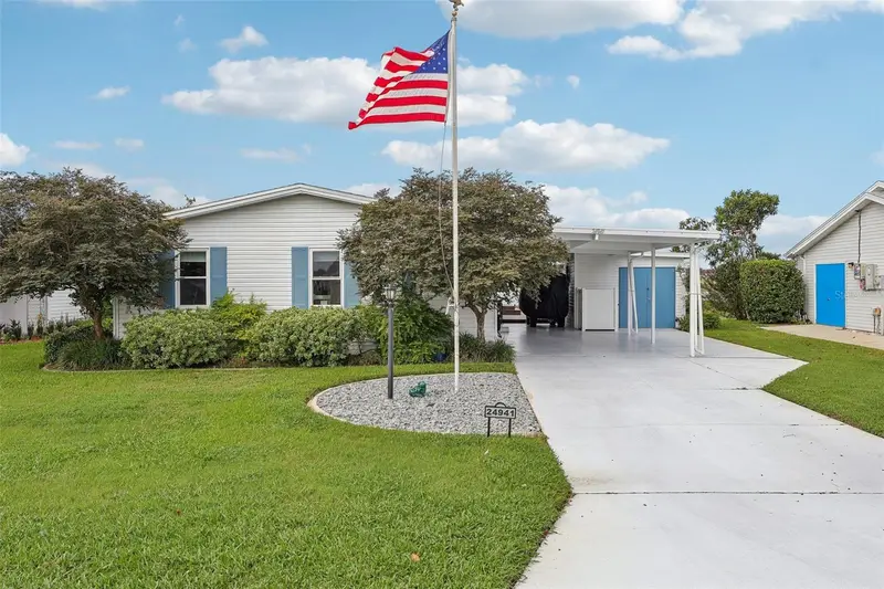 24941 Pine Hl, FL