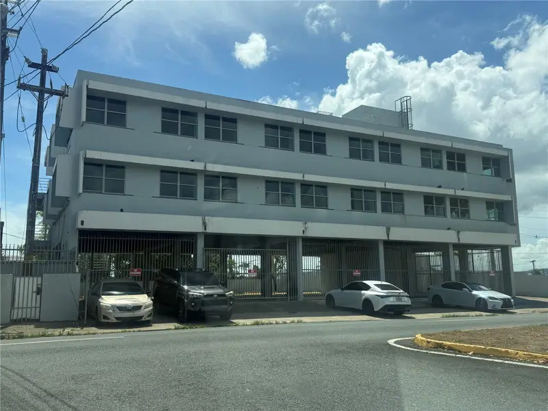 174 Dr. Agustin Stahl, PR