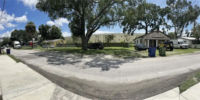 3911 E 15th Ave, FL