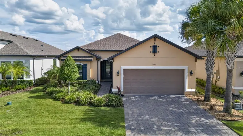 908 Braewood Dr, FL