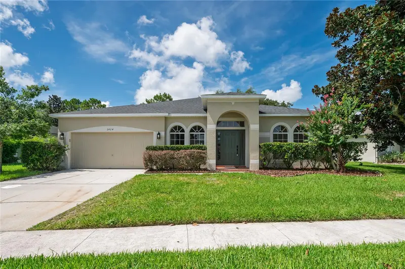 2424 Stone Cross Cir, FL