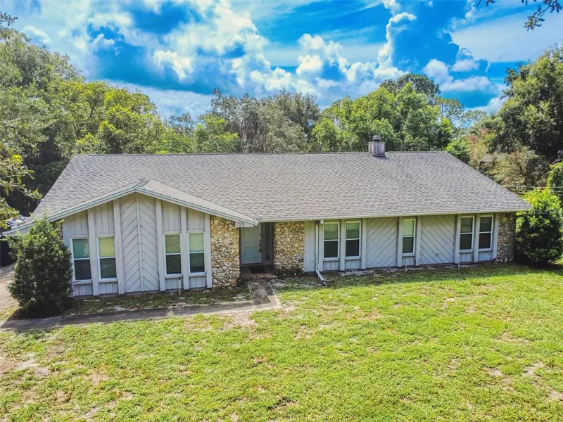 799 E Lehigh Dr, FL