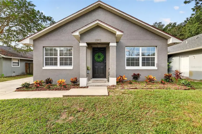 Mount Plymouth listing