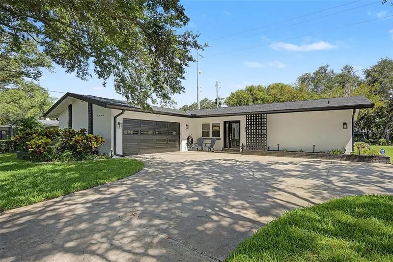 1666 Souvenir Dr, FL