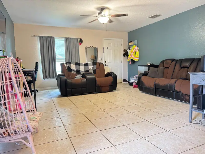 5519 Yale St, FL