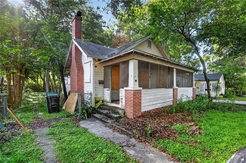 27 N Mills Ave, FL