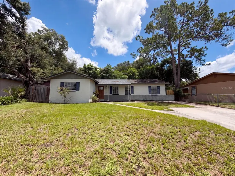 7018 Lynwood Dr, FL
