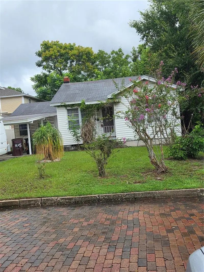 105 E Orlando St, FL
